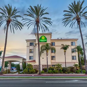 La Quinta By Wyndham Ne Long Beach/cypress Hotel