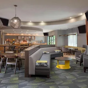 Springhill St. Louis Airport/earth Hotel Bridgeton